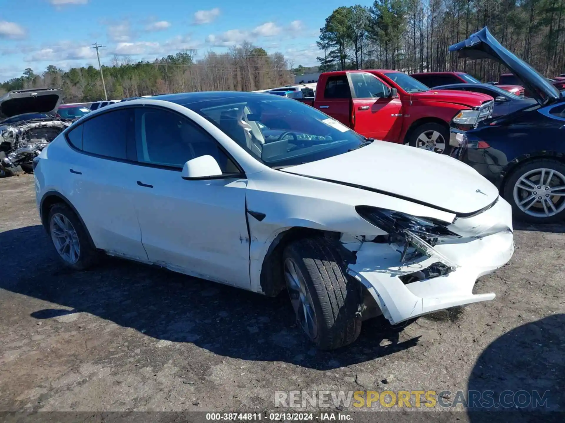 1 Photograph of a damaged car 7SAYGDEEXPF664511 TESLA MODEL Y 2023