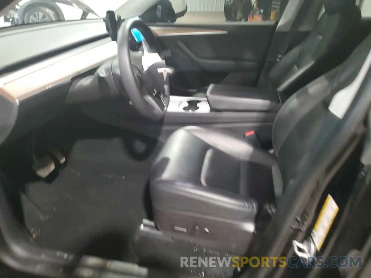 7 Photograph of a damaged car 7SAYGDEEXPF668462 TESLA MODEL Y 2023