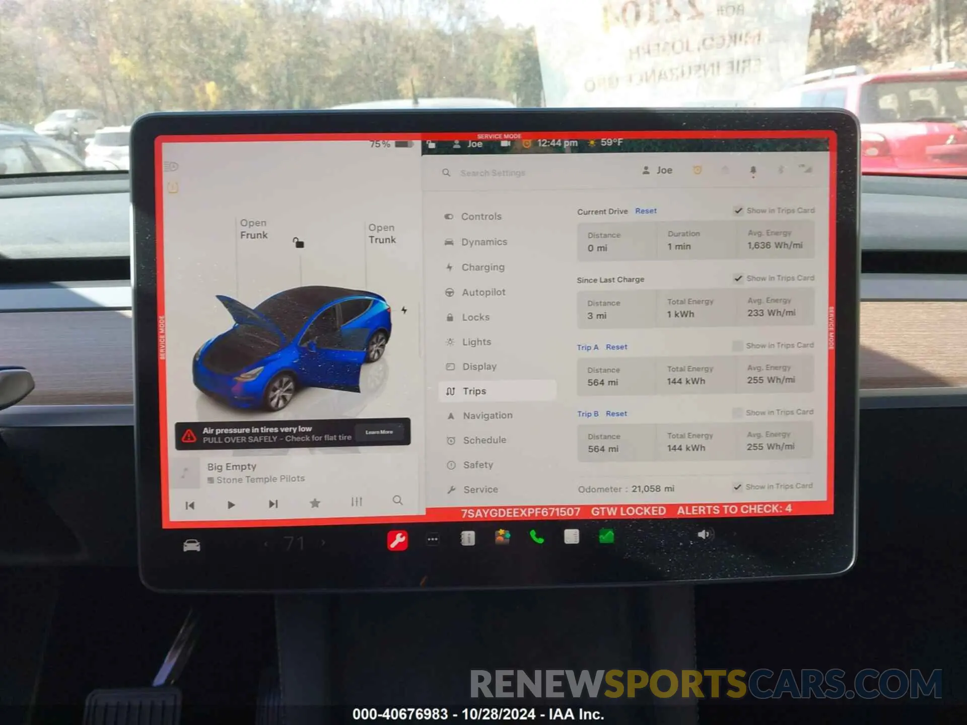 19 Photograph of a damaged car 7SAYGDEEXPF671507 TESLA MODEL Y 2023