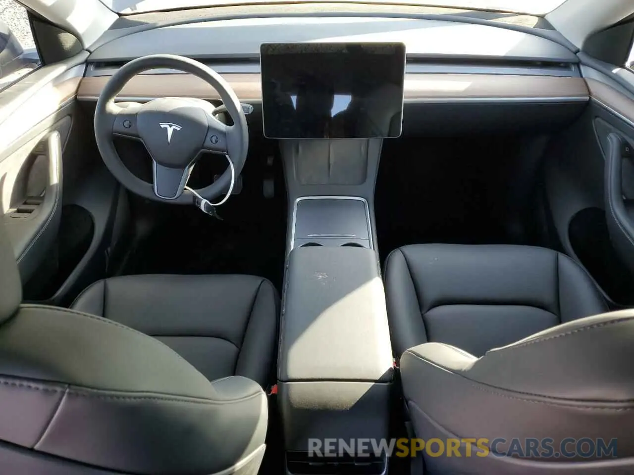 8 Photograph of a damaged car 7SAYGDEEXPF747873 TESLA MODEL Y 2023