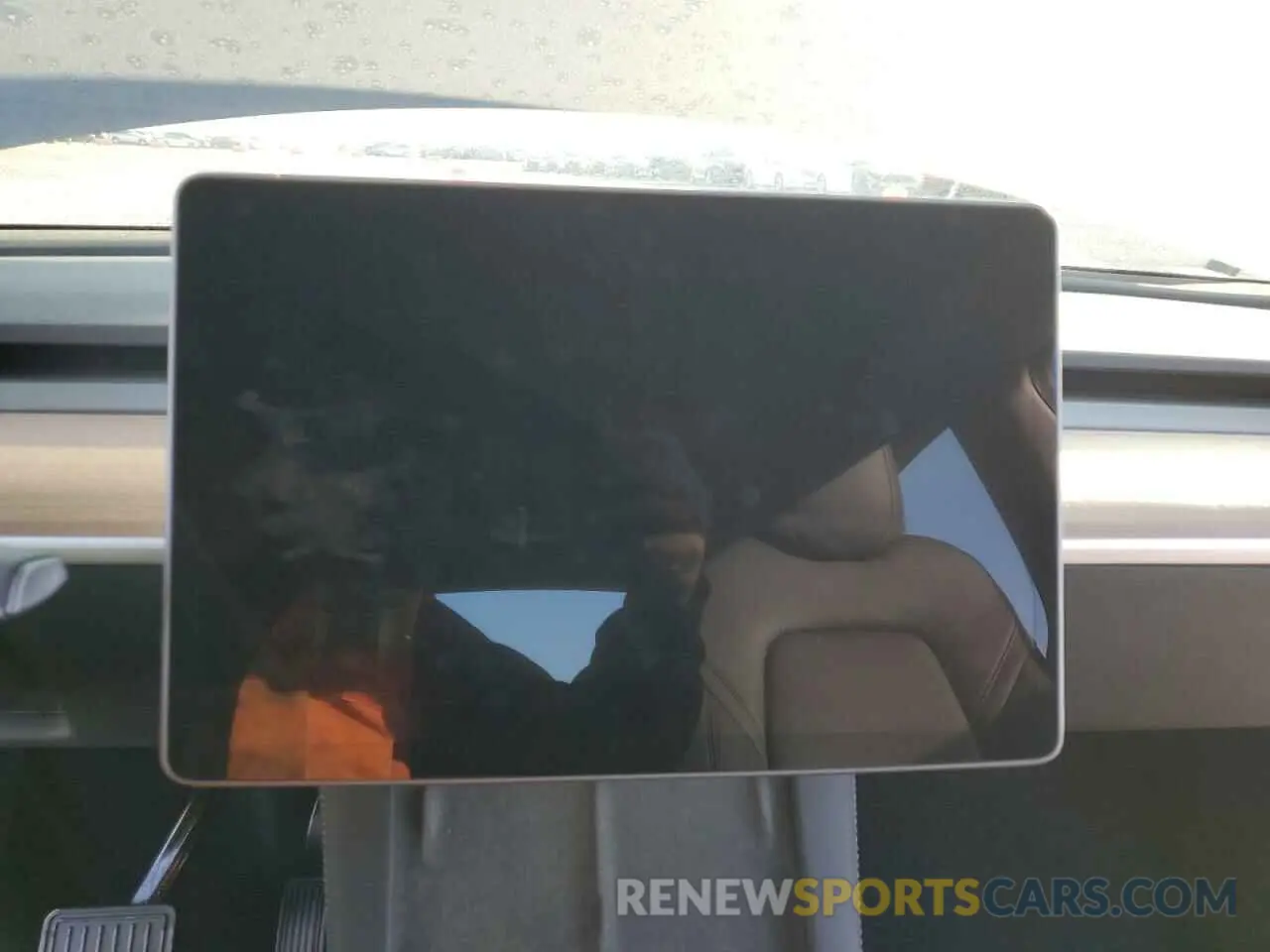 9 Photograph of a damaged car 7SAYGDEEXPF747873 TESLA MODEL Y 2023