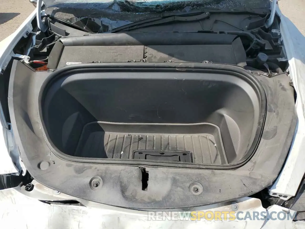 11 Photograph of a damaged car 7SAYGDEEXPF752507 TESLA MODEL Y 2023