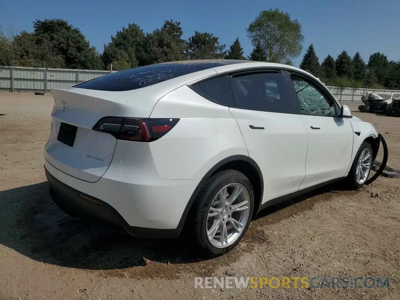 3 Photograph of a damaged car 7SAYGDEEXPF752507 TESLA MODEL Y 2023