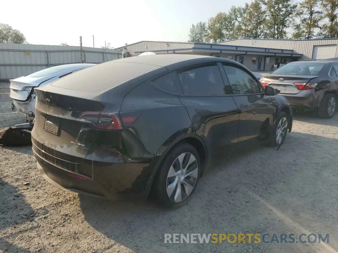 3 Photograph of a damaged car 7SAYGDEEXPF756024 TESLA MODEL Y 2023