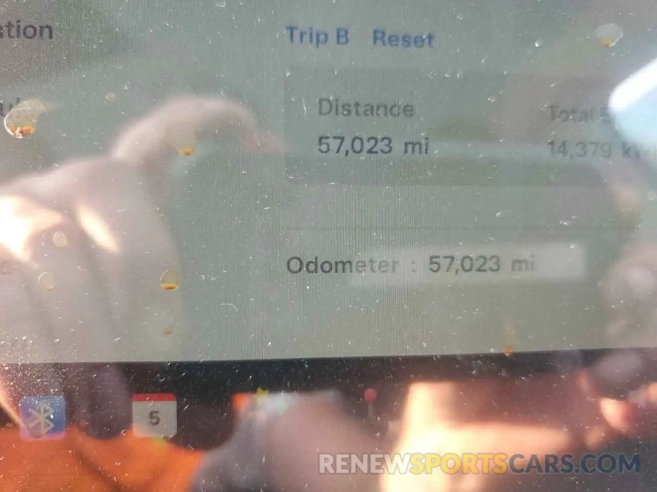 9 Photograph of a damaged car 7SAYGDEEXPF756024 TESLA MODEL Y 2023