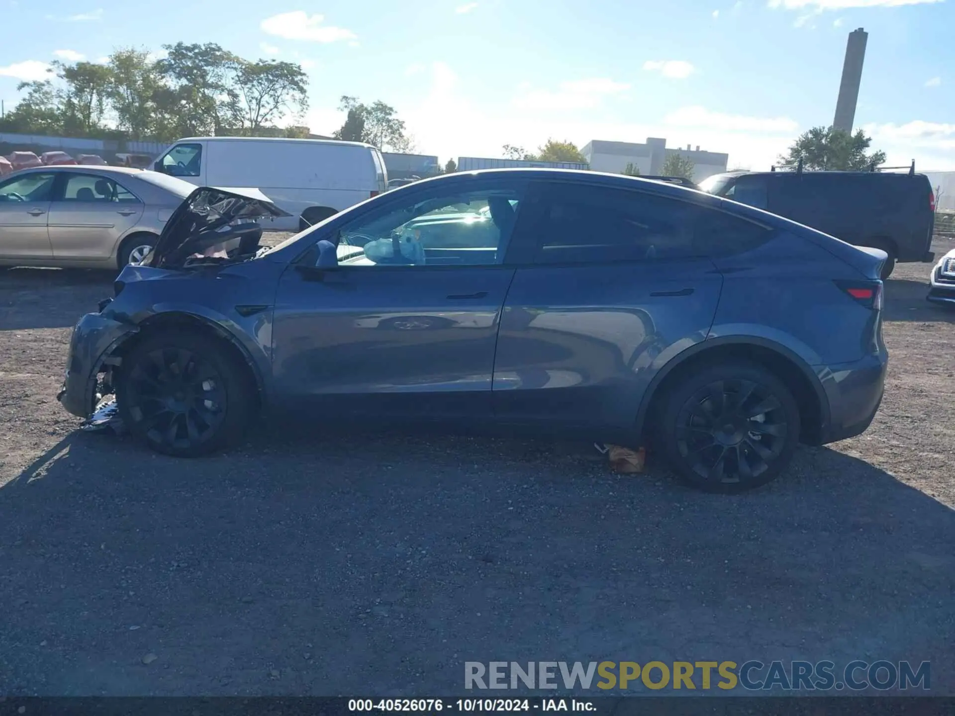 13 Photograph of a damaged car 7SAYGDEEXPF766262 TESLA MODEL Y 2023