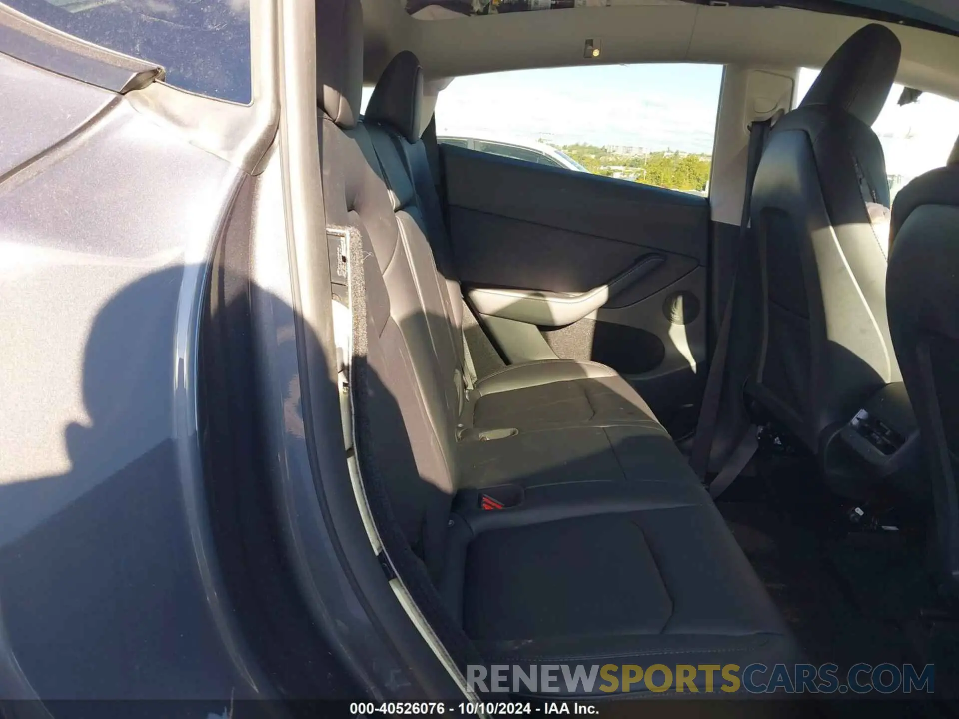 8 Photograph of a damaged car 7SAYGDEEXPF766262 TESLA MODEL Y 2023