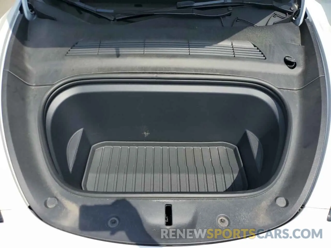 11 Photograph of a damaged car 7SAYGDEEXPF800782 TESLA MODEL Y 2023
