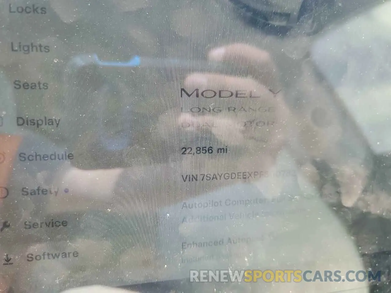 9 Photograph of a damaged car 7SAYGDEEXPF800782 TESLA MODEL Y 2023