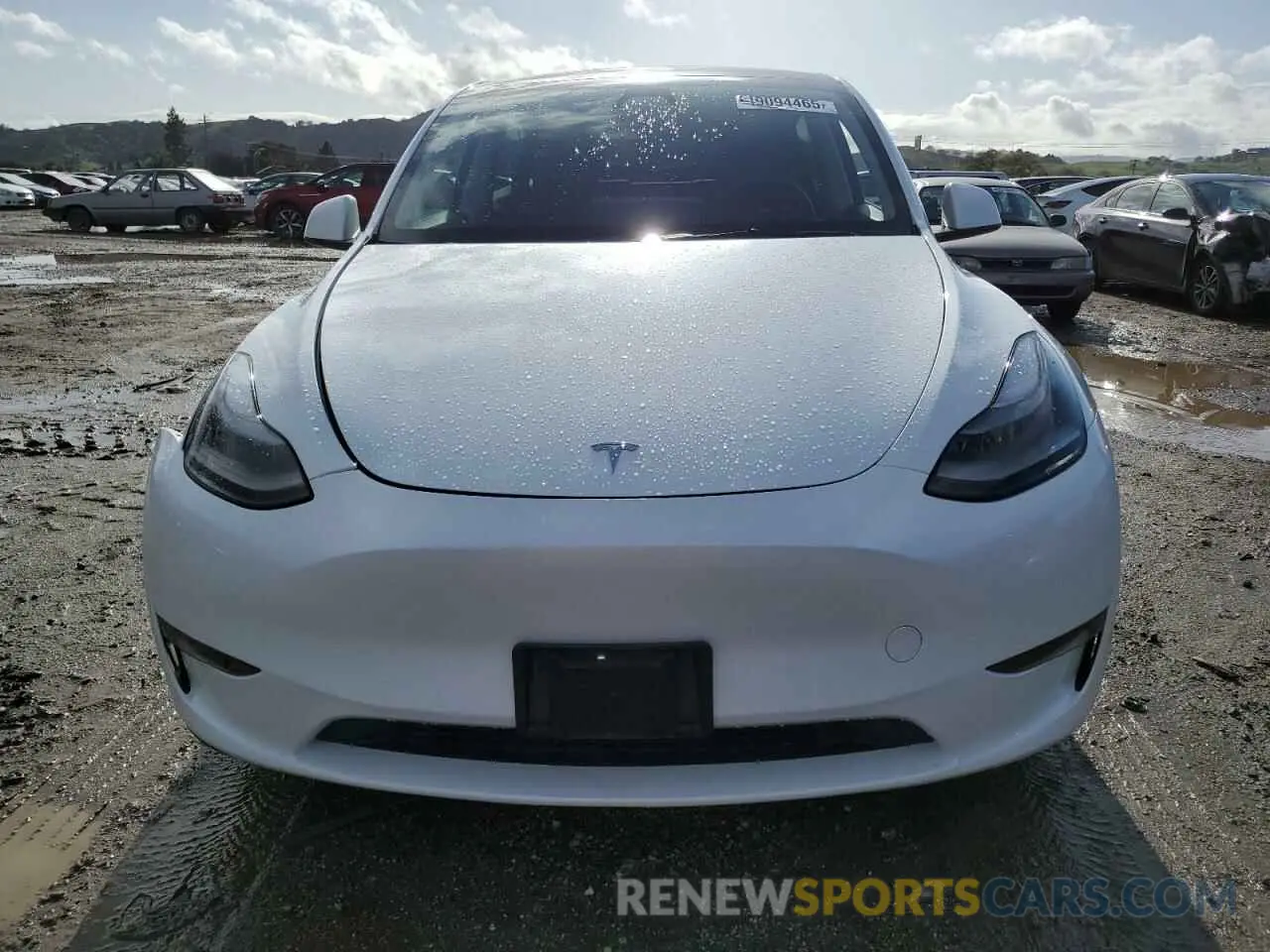 5 Photograph of a damaged car 7SAYGDEEXPF844622 TESLA MODEL Y 2023