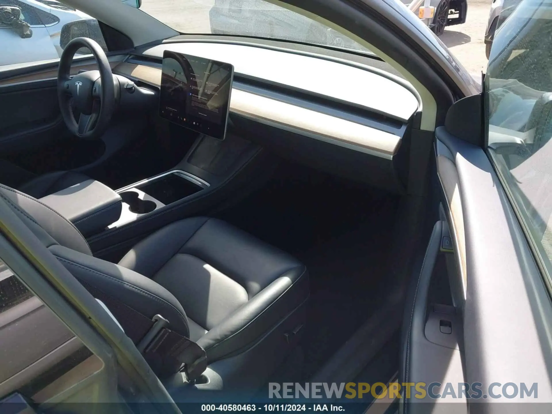 5 Photograph of a damaged car 7SAYGDEEXPF852980 TESLA MODEL Y 2023