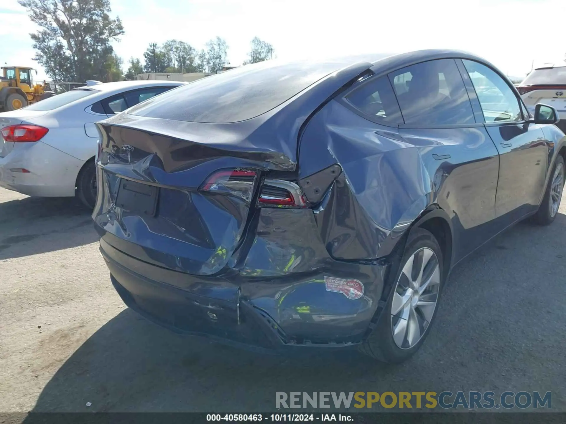 6 Photograph of a damaged car 7SAYGDEEXPF852980 TESLA MODEL Y 2023