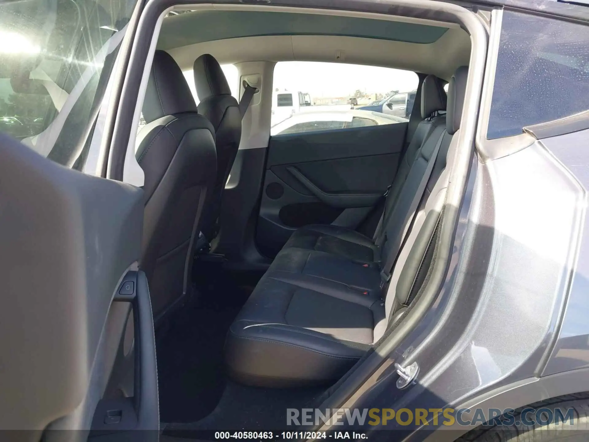 8 Photograph of a damaged car 7SAYGDEEXPF852980 TESLA MODEL Y 2023