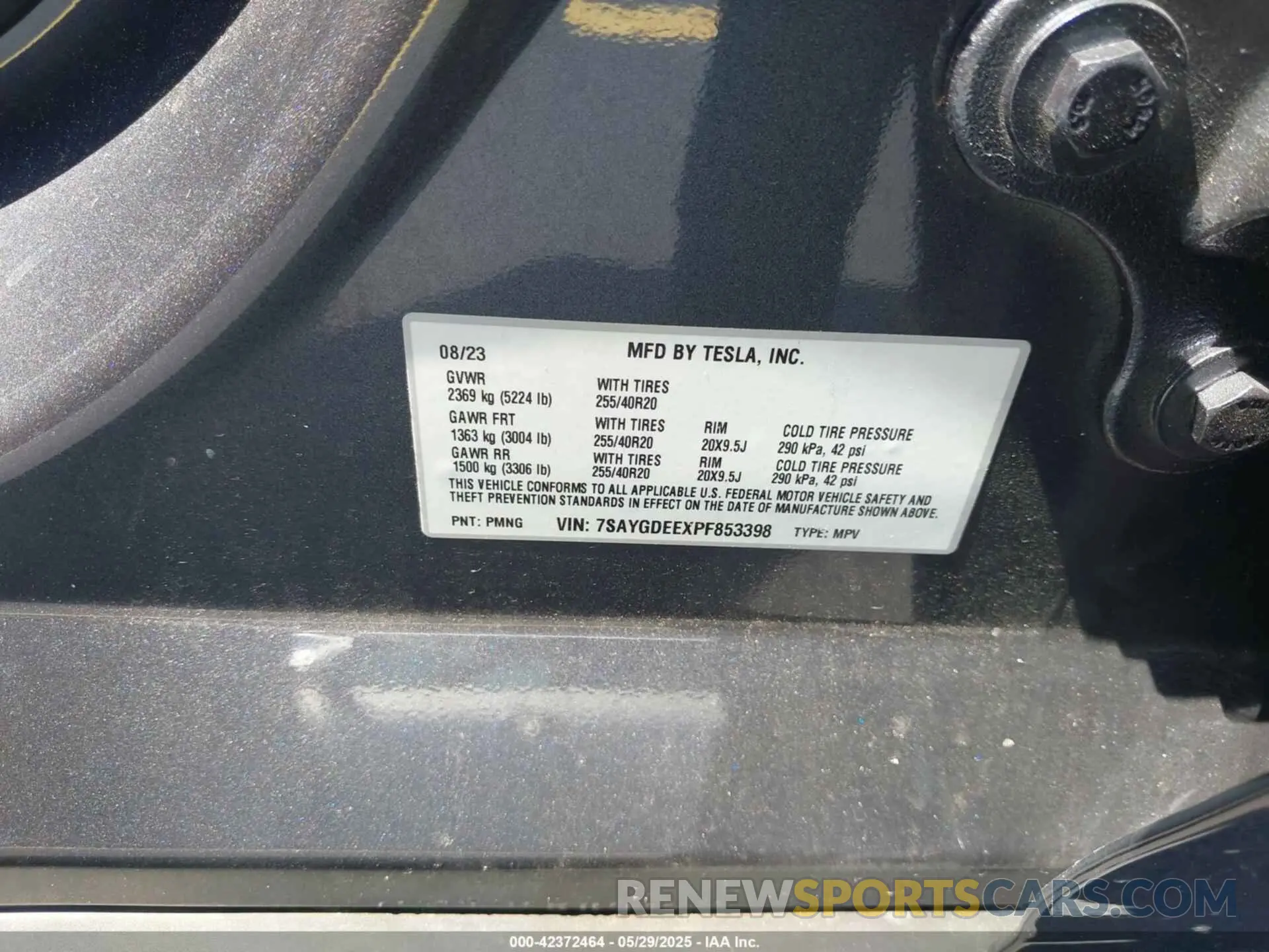 9 Photograph of a damaged car 7SAYGDEEXPF853398 TESLA MODEL Y 2023