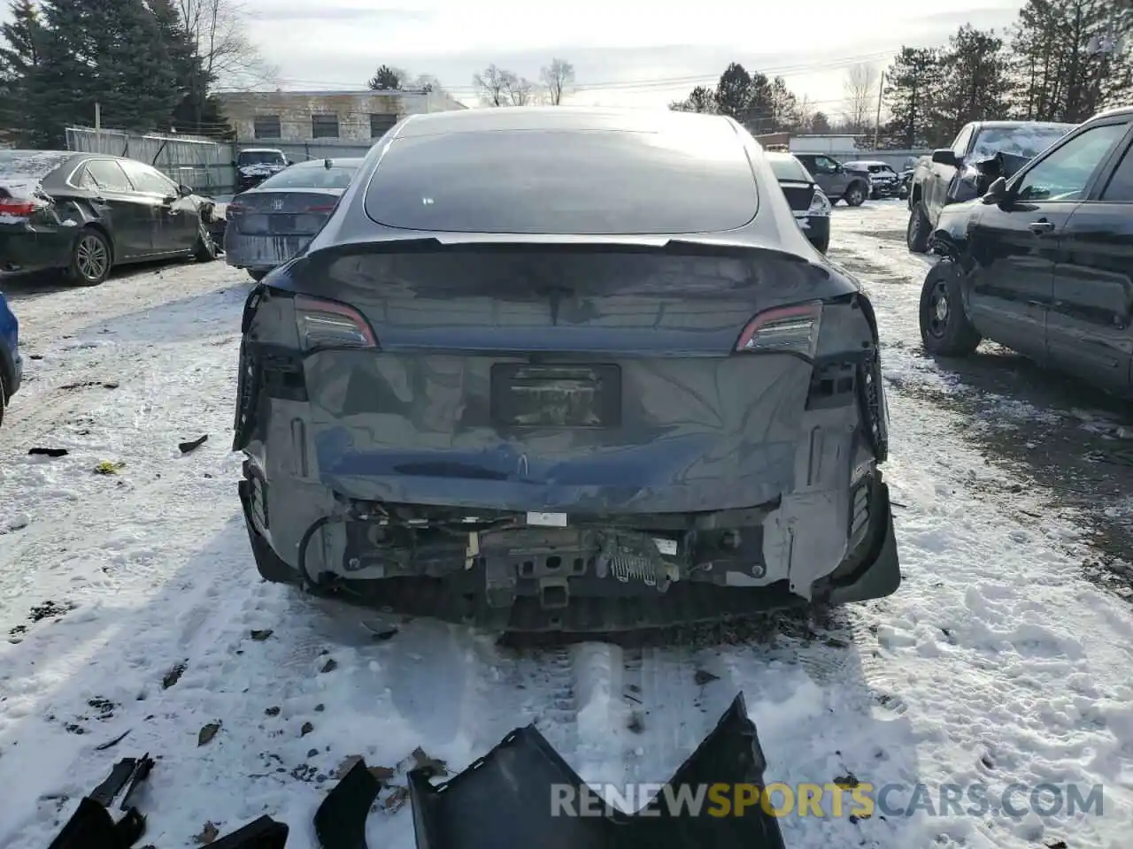 6 Photograph of a damaged car 7SAYGDEEXPF883467 TESLA MODEL Y 2023