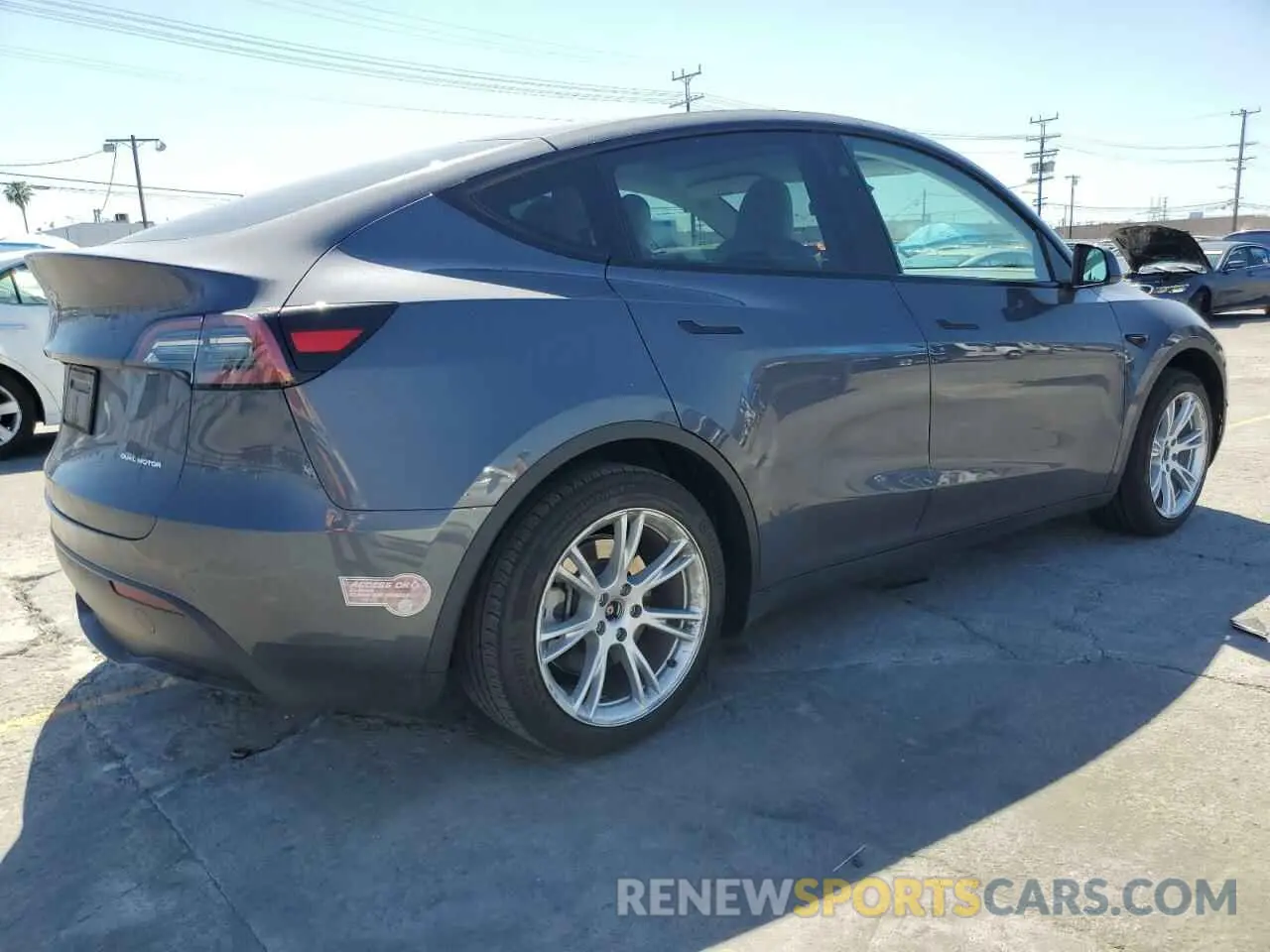 3 Photograph of a damaged car 7SAYGDEEXPF889351 TESLA MODEL Y 2023