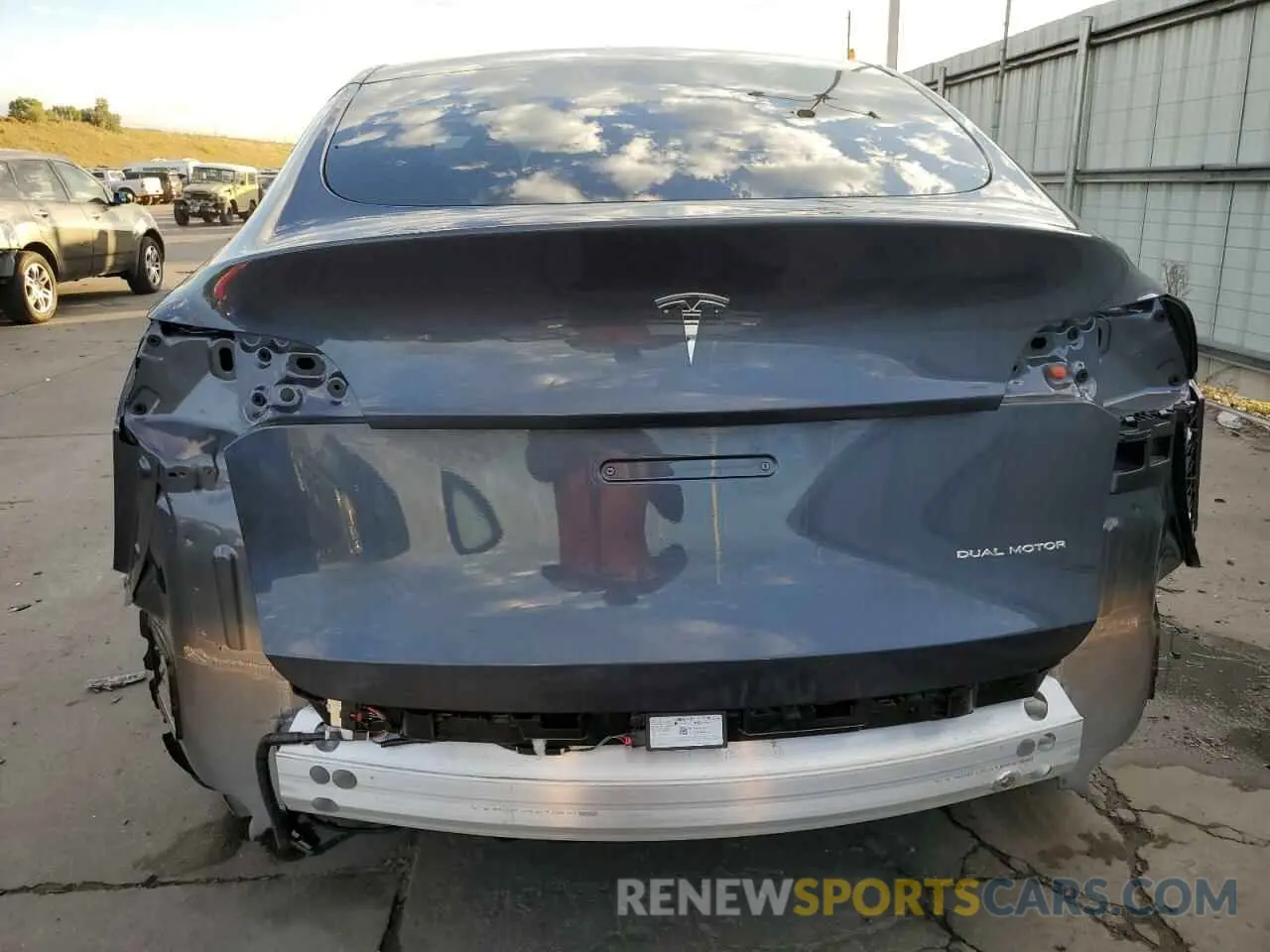6 Photograph of a damaged car 7SAYGDEEXPF908951 TESLA MODEL Y 2023