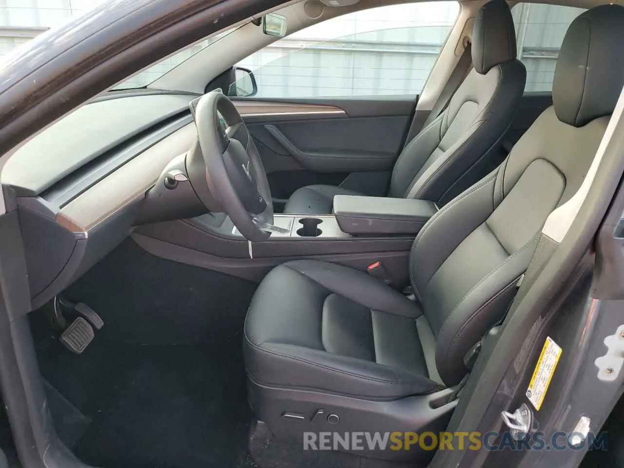 7 Photograph of a damaged car 7SAYGDEEXPF908951 TESLA MODEL Y 2023