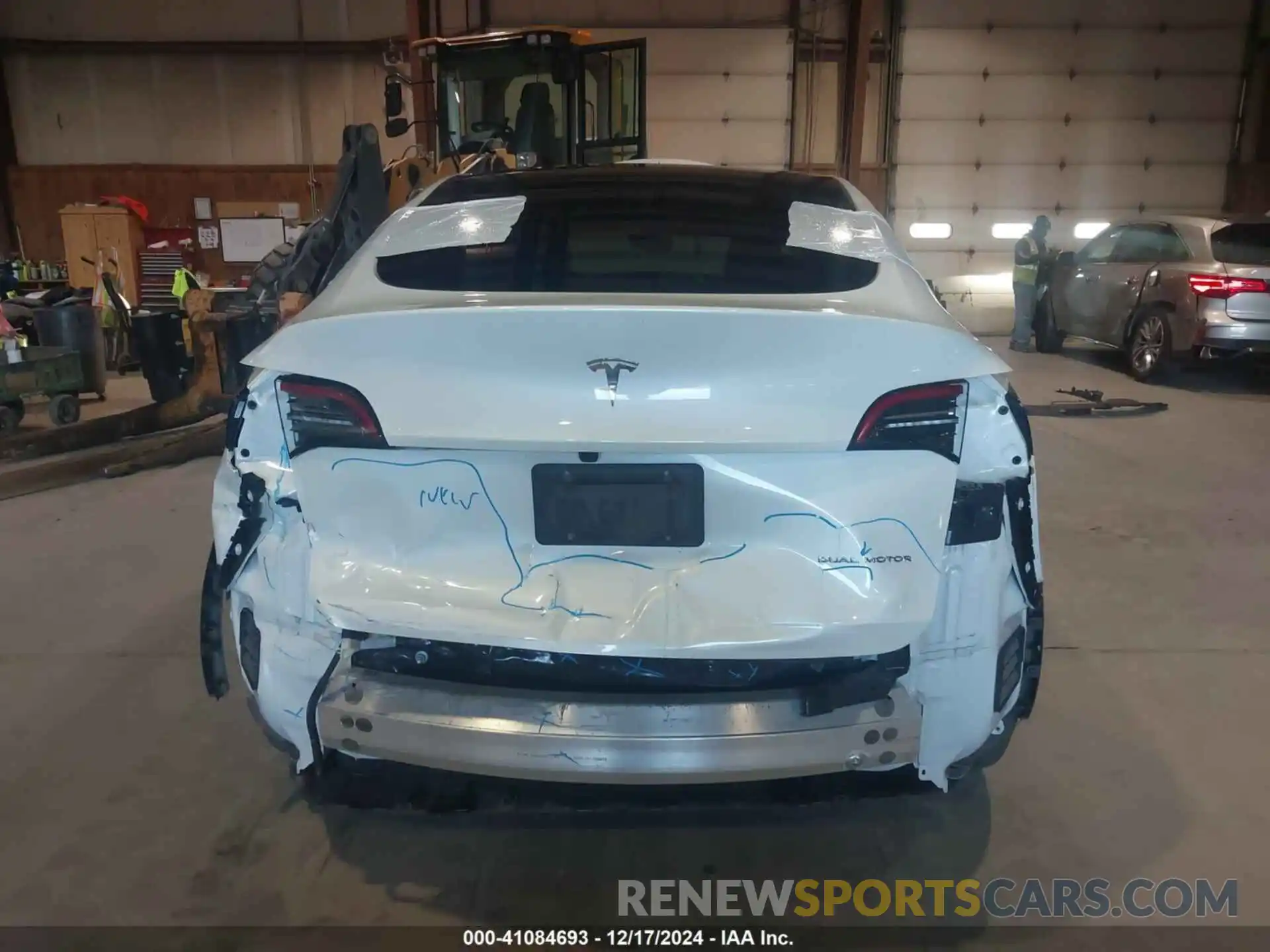 16 Photograph of a damaged car 7SAYGDEEXPF921229 TESLA MODEL Y 2023