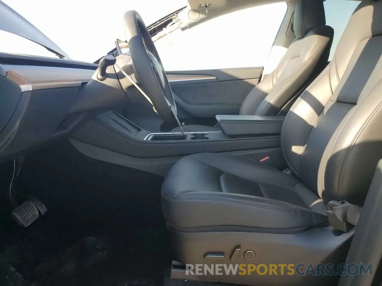7 Photograph of a damaged car 7SAYGDEEXPF937690 TESLA MODEL Y 2023