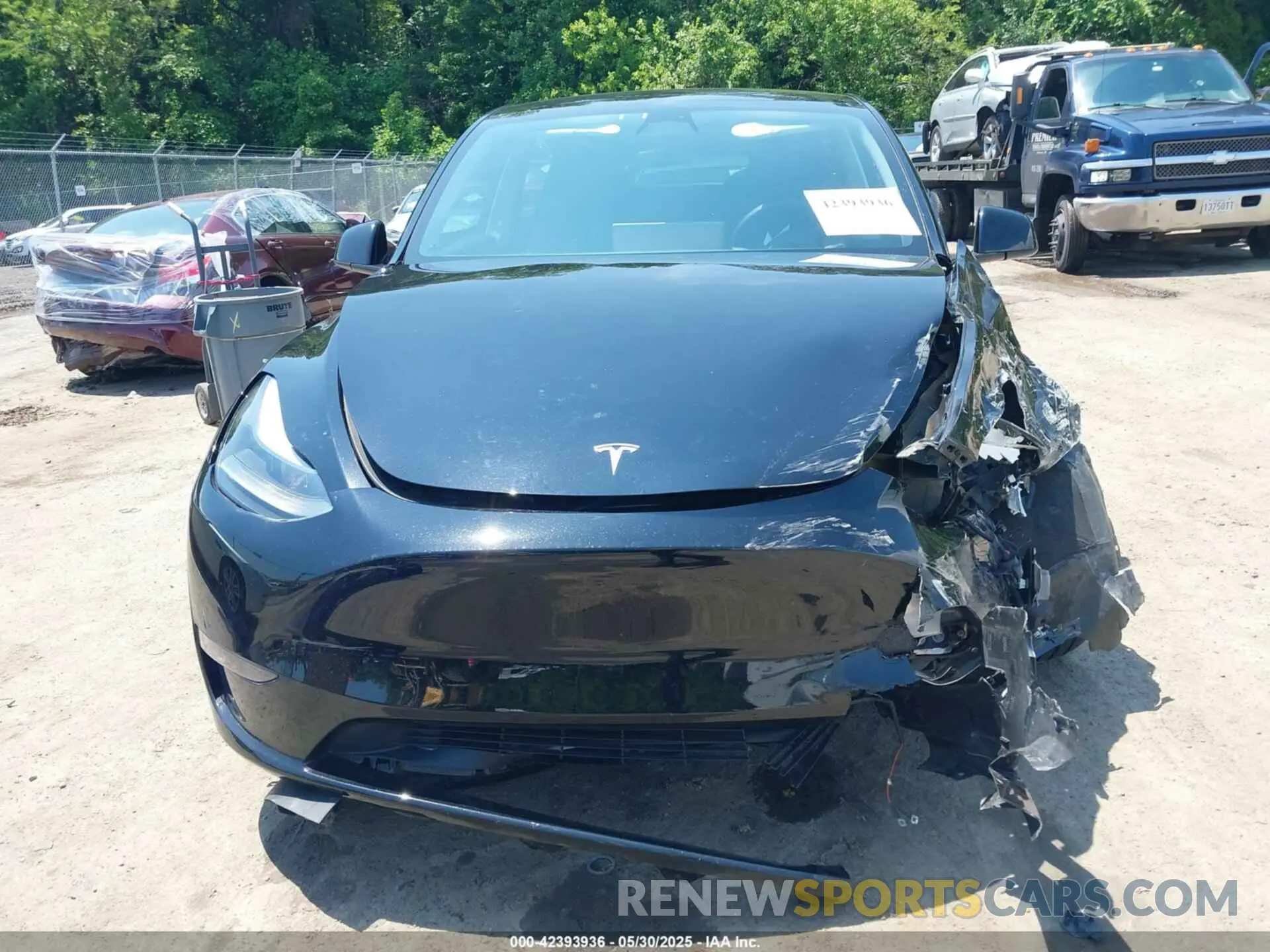 11 Photograph of a damaged car 7SAYGDEF0PF712493 TESLA MODEL Y 2023