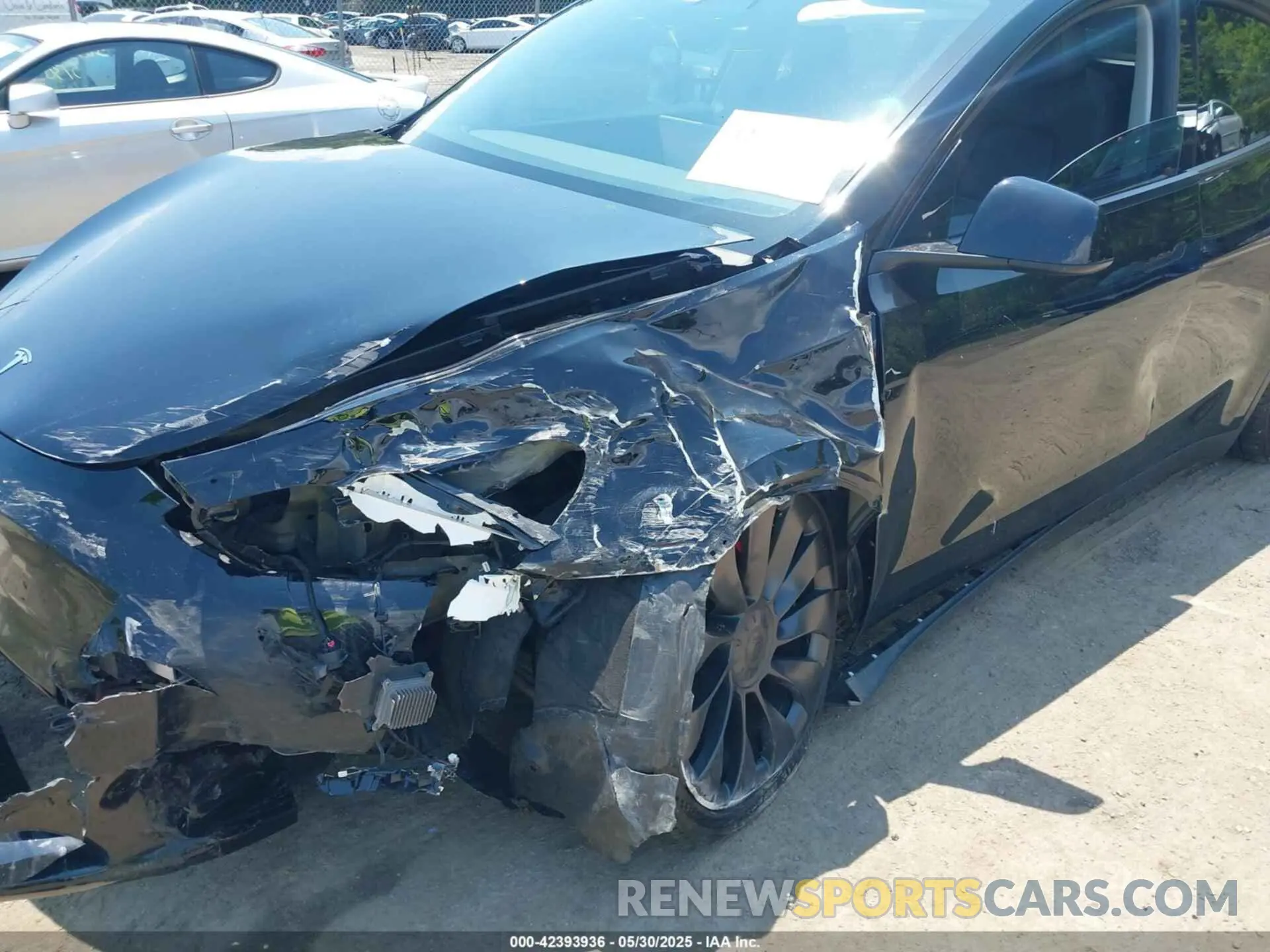 6 Photograph of a damaged car 7SAYGDEF0PF712493 TESLA MODEL Y 2023