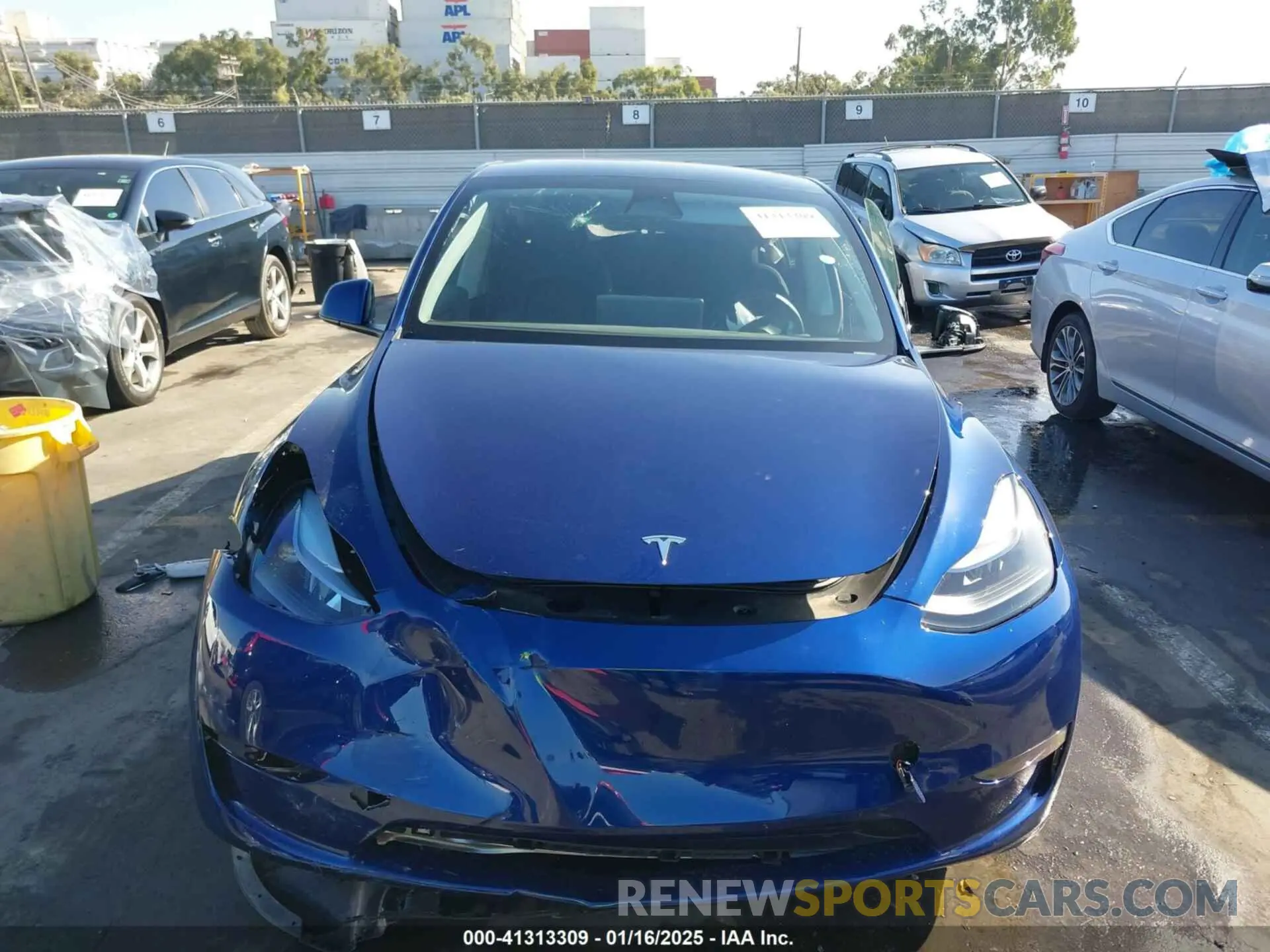 11 Photograph of a damaged car 7SAYGDEF0PF782107 TESLA MODEL Y 2023