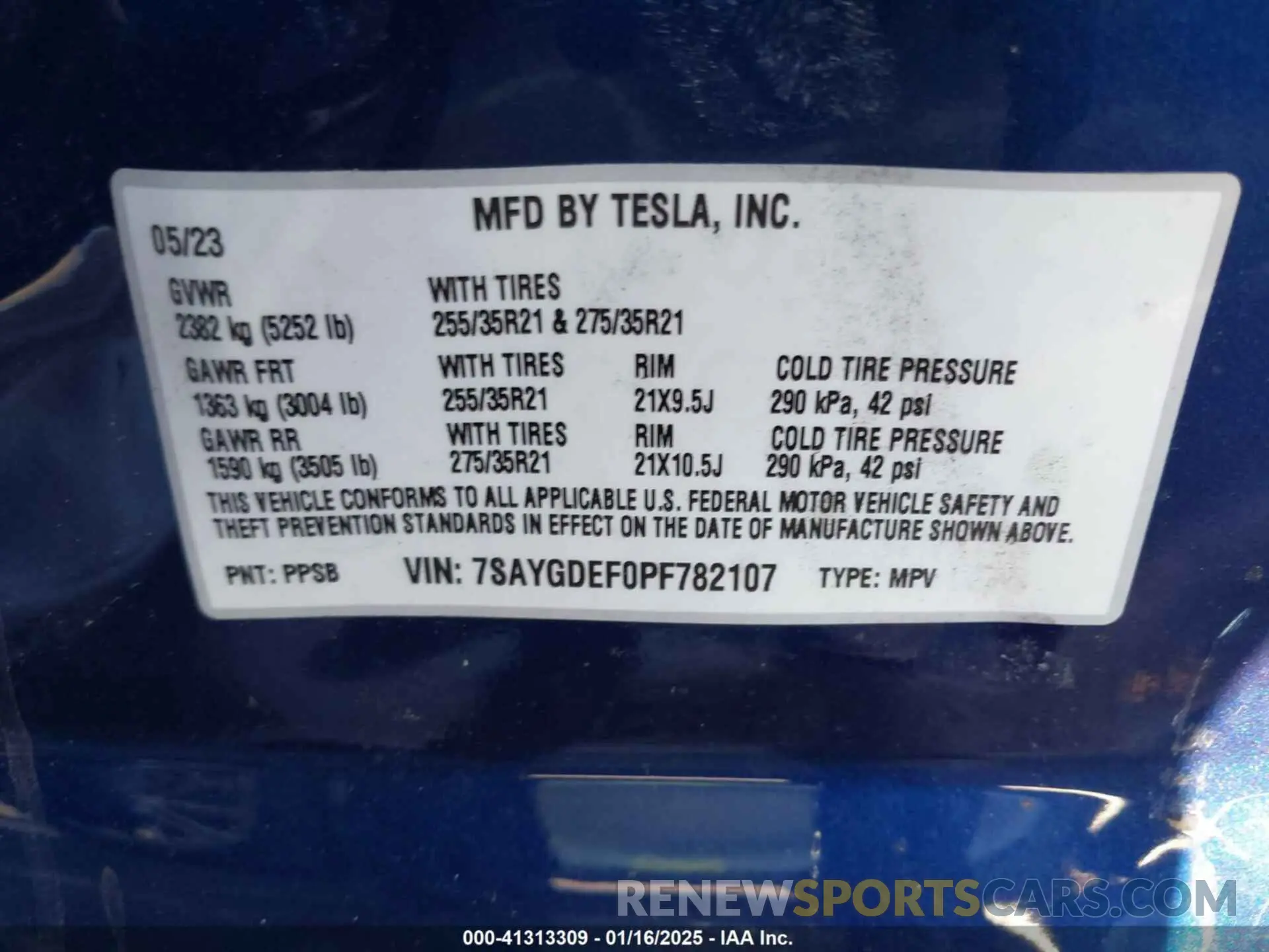 9 Photograph of a damaged car 7SAYGDEF0PF782107 TESLA MODEL Y 2023
