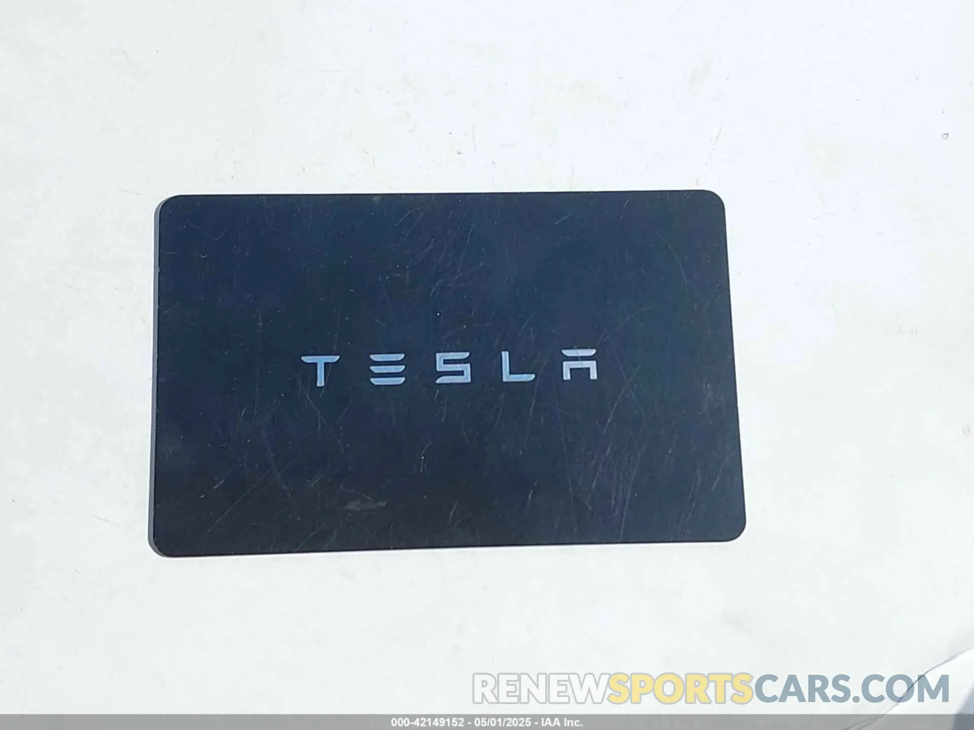 11 Photograph of a damaged car 7SAYGDEF0PF823996 TESLA MODEL Y 2023