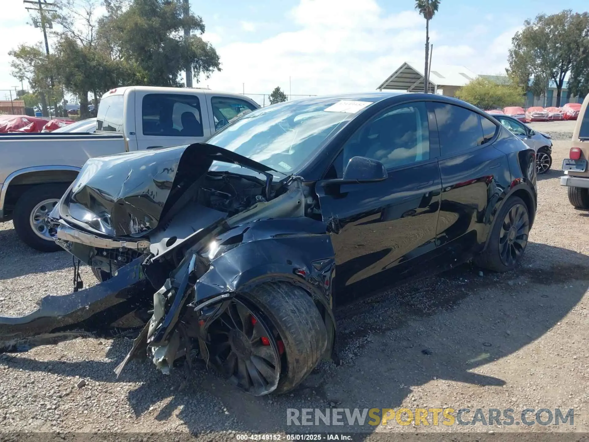 2 Photograph of a damaged car 7SAYGDEF0PF823996 TESLA MODEL Y 2023