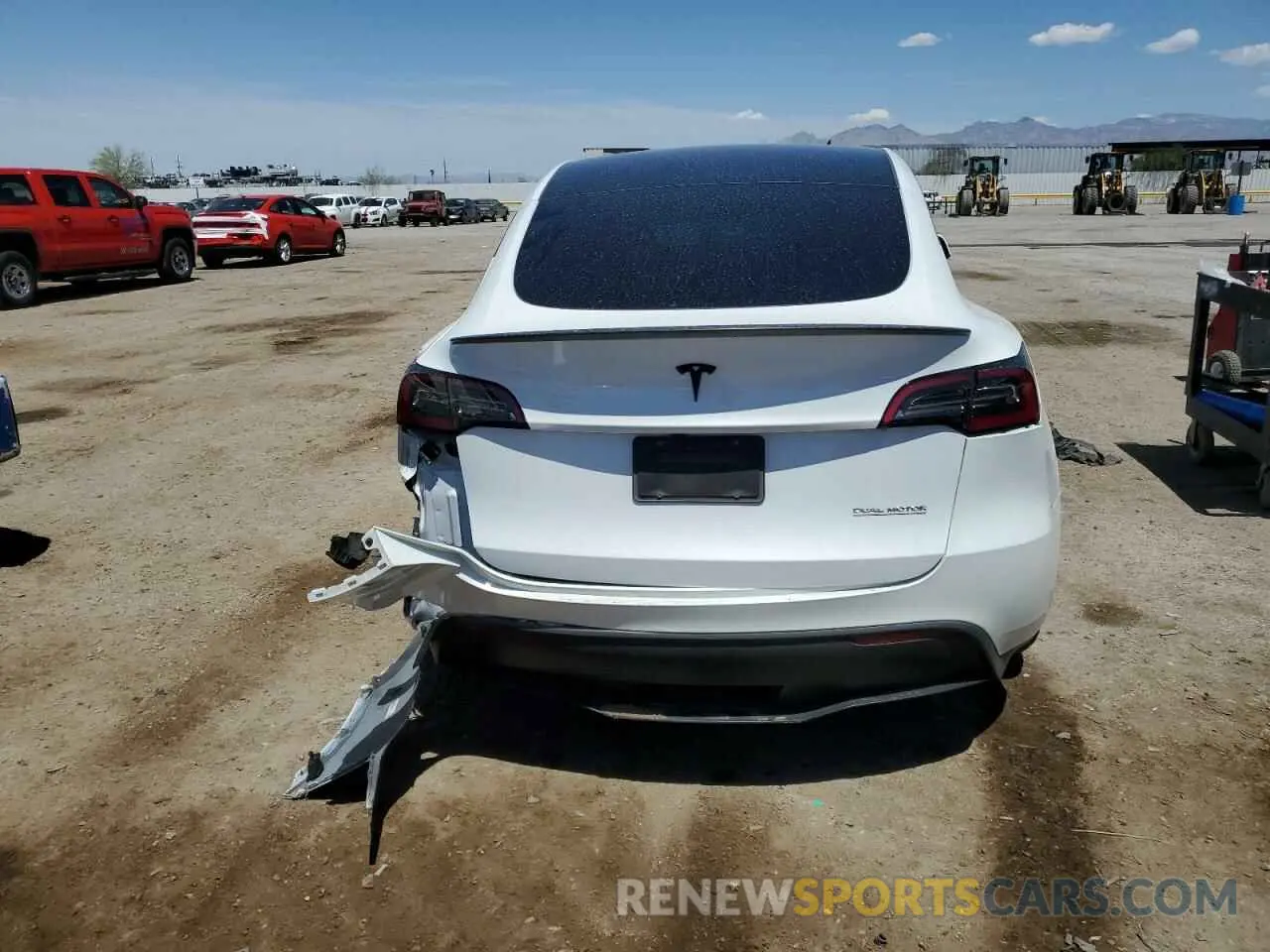 6 Photograph of a damaged car 7SAYGDEF0PF827191 TESLA MODEL Y 2023