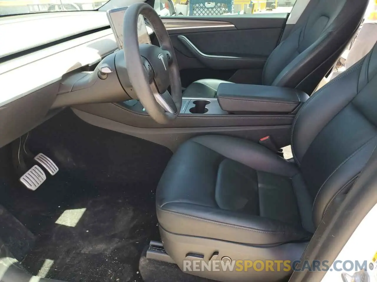 7 Photograph of a damaged car 7SAYGDEF0PF827191 TESLA MODEL Y 2023