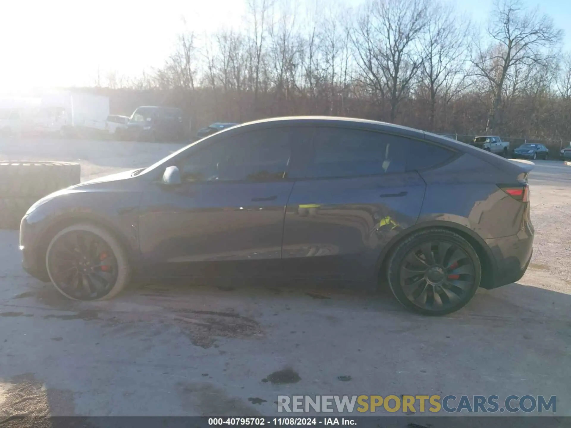 14 Photograph of a damaged car 7SAYGDEF0PF830009 TESLA MODEL Y 2023