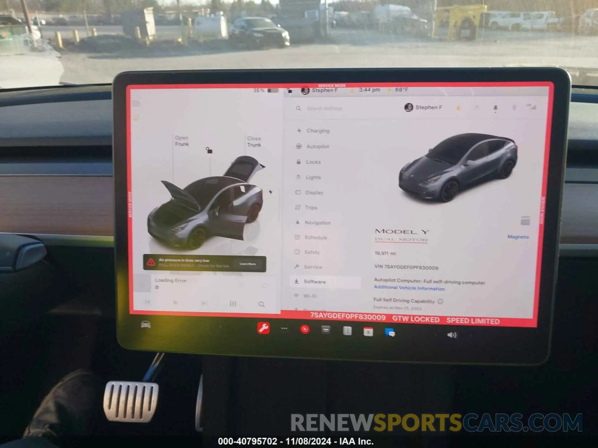18 Photograph of a damaged car 7SAYGDEF0PF830009 TESLA MODEL Y 2023