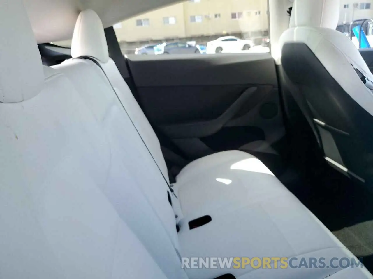 10 Photograph of a damaged car 7SAYGDEF0PF832570 TESLA MODEL Y 2023