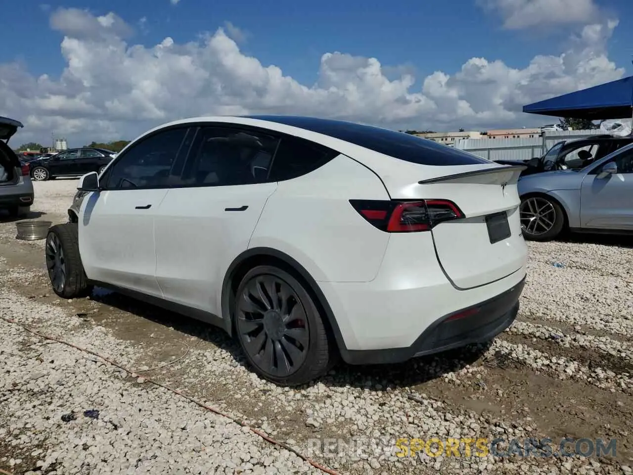 2 Photograph of a damaged car 7SAYGDEF0PF832570 TESLA MODEL Y 2023