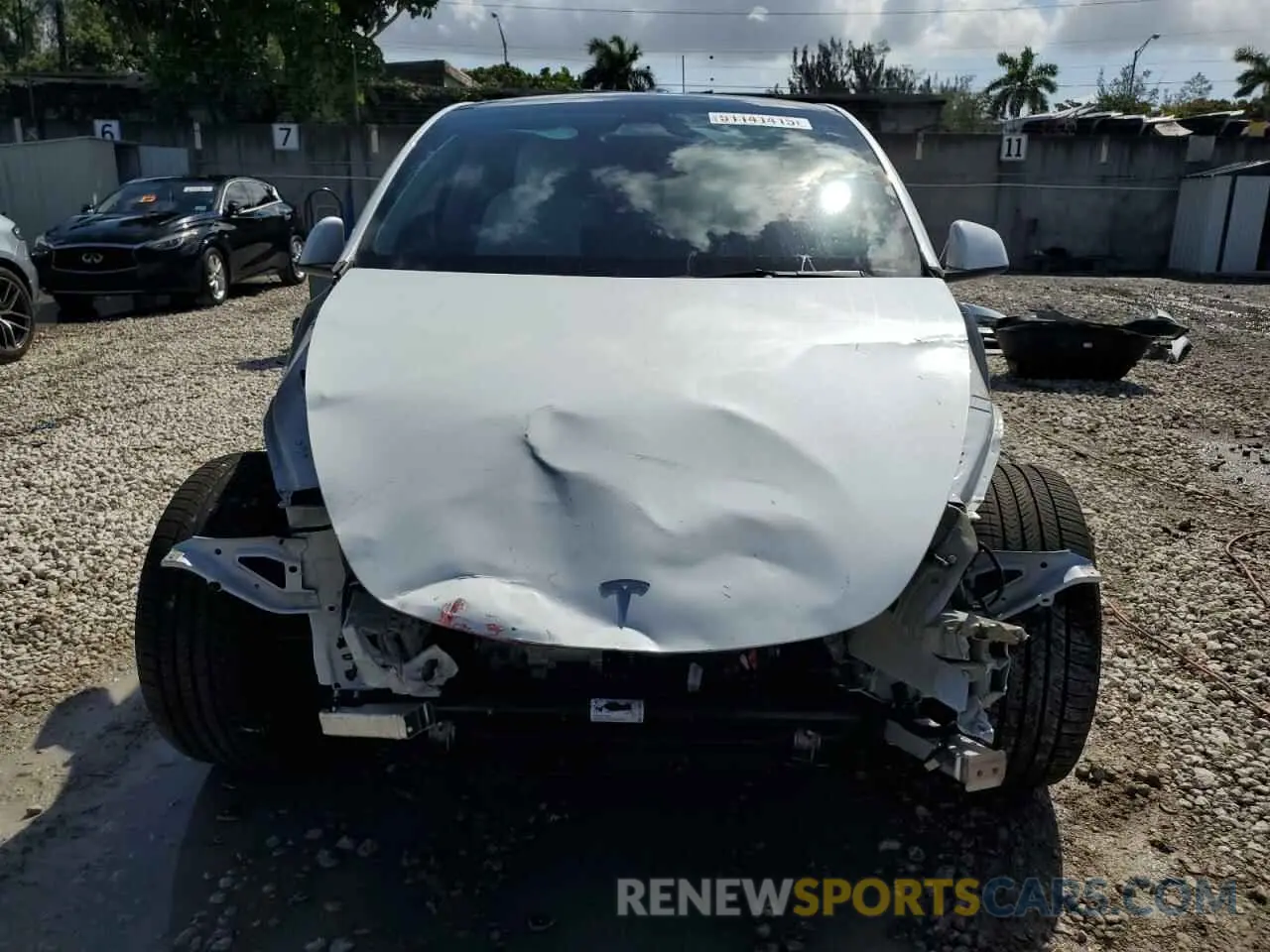 5 Photograph of a damaged car 7SAYGDEF0PF832570 TESLA MODEL Y 2023