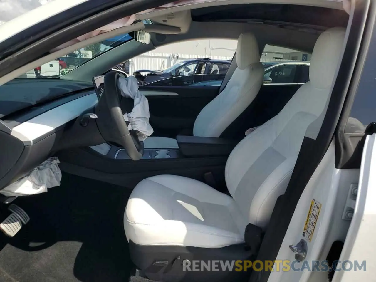 7 Photograph of a damaged car 7SAYGDEF0PF832570 TESLA MODEL Y 2023