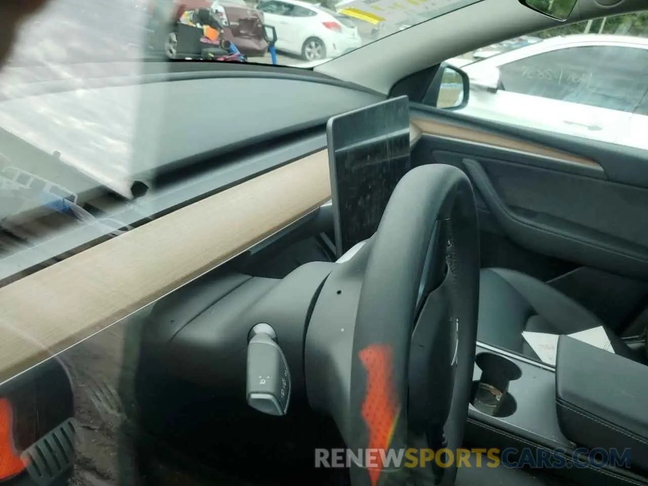 9 Photograph of a damaged car 7SAYGDEF0PF835999 TESLA MODEL Y 2023