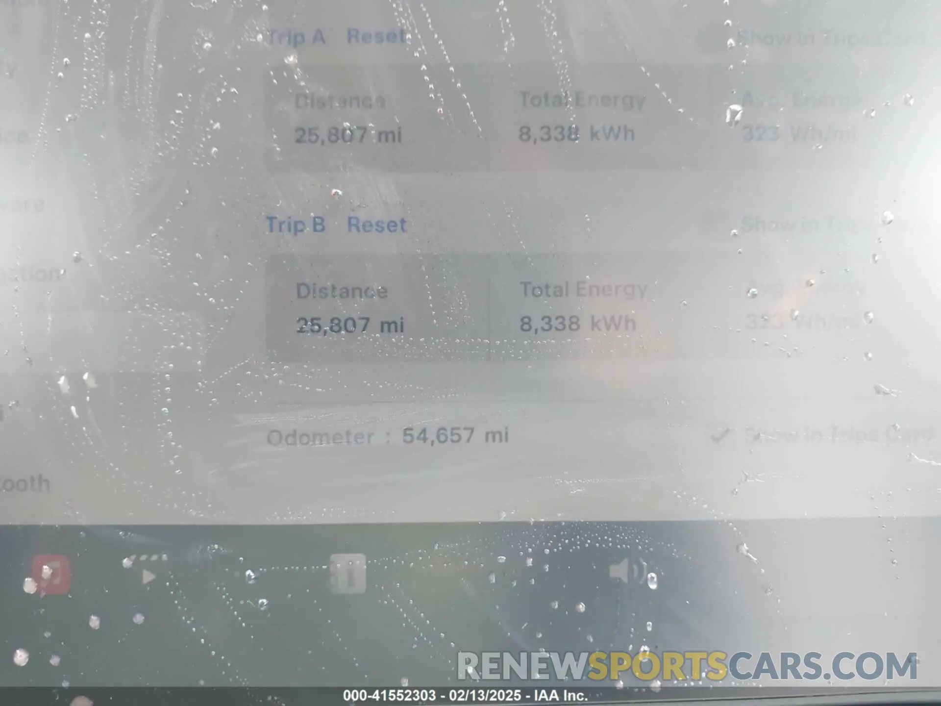 7 Photograph of a damaged car 7SAYGDEF0PF860353 TESLA MODEL Y 2023