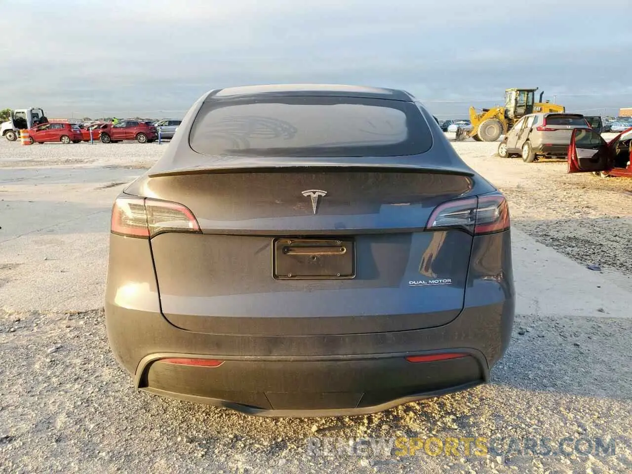6 Photograph of a damaged car 7SAYGDEF0PF902259 TESLA MODEL Y 2023