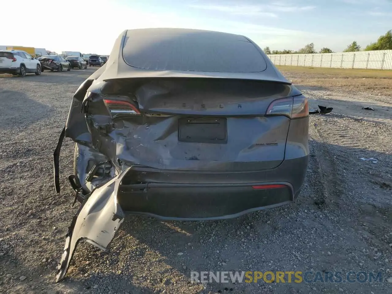 6 Photograph of a damaged car 7SAYGDEF0PF943264 TESLA MODEL Y 2023