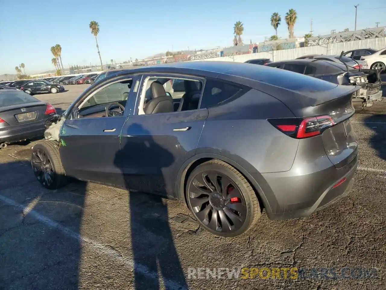 2 Photograph of a damaged car 7SAYGDEF0PF960758 TESLA MODEL Y 2023