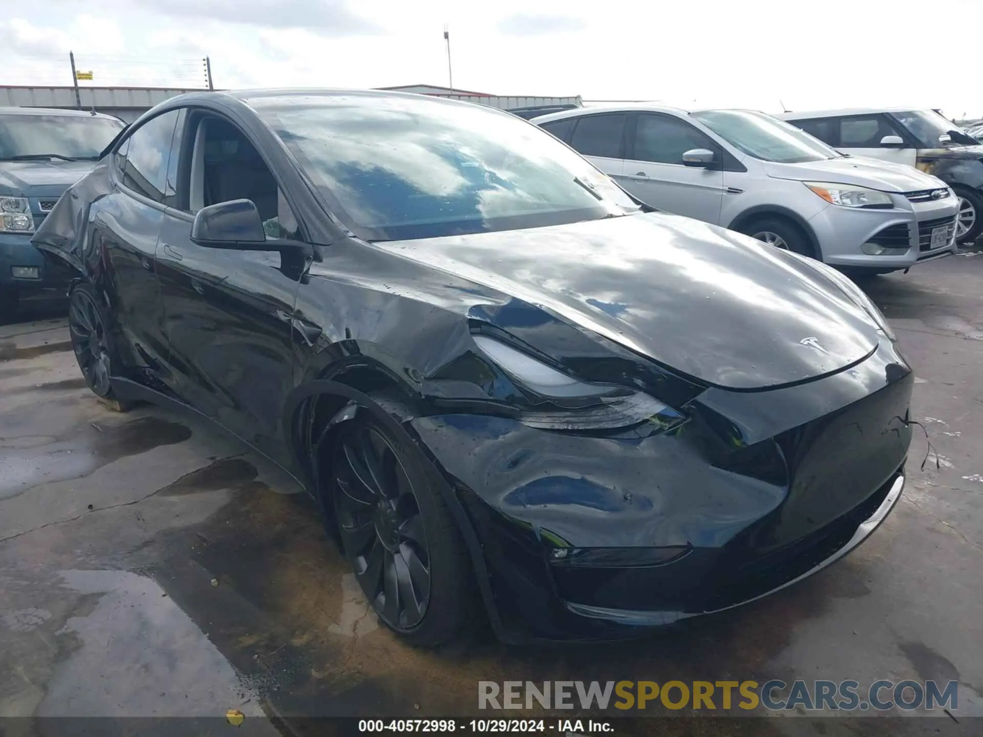 1 Photograph of a damaged car 7SAYGDEF0PF972179 TESLA MODEL Y 2023