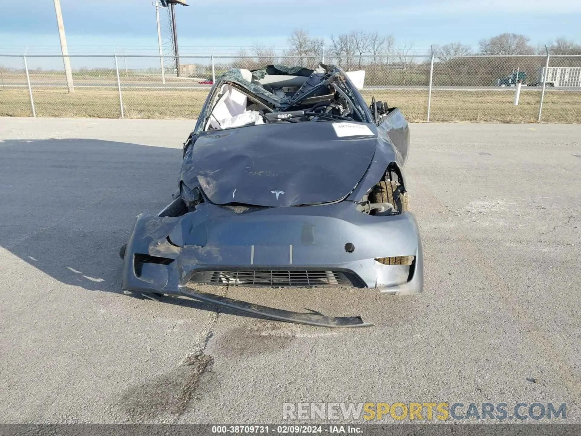 11 Photograph of a damaged car 7SAYGDEF1PA048850 TESLA MODEL Y 2023