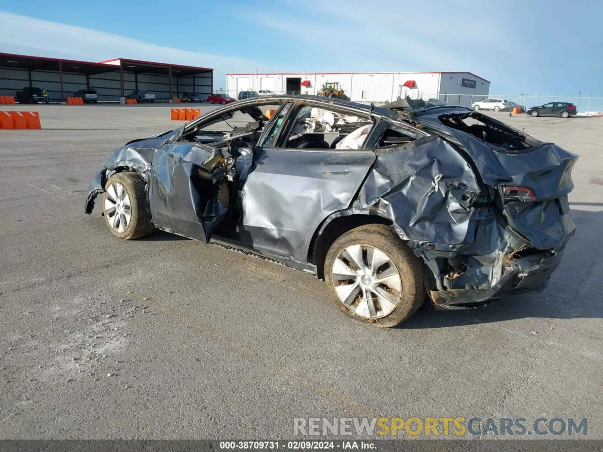 3 Photograph of a damaged car 7SAYGDEF1PA048850 TESLA MODEL Y 2023