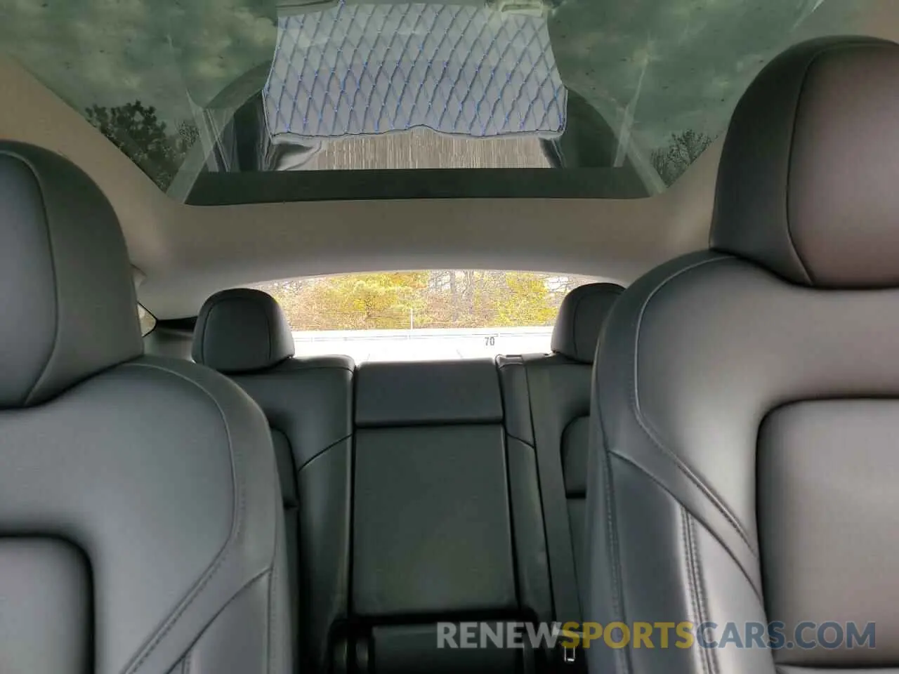 10 Photograph of a damaged car 7SAYGDEF1PA048914 TESLA MODEL Y 2023
