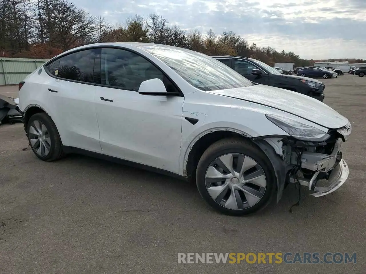 4 Photograph of a damaged car 7SAYGDEF1PA048914 TESLA MODEL Y 2023