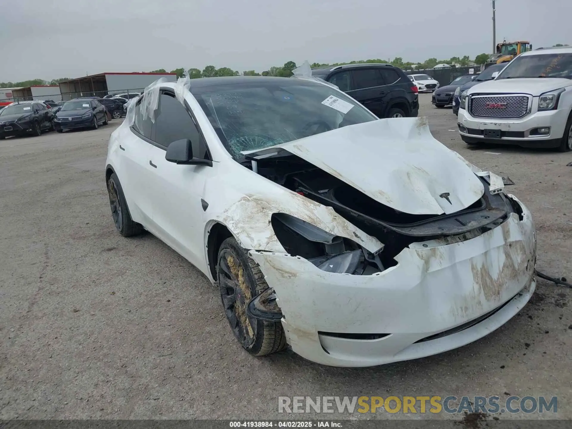 1 Photograph of a damaged car 7SAYGDEF1PF700871 TESLA MODEL Y 2023