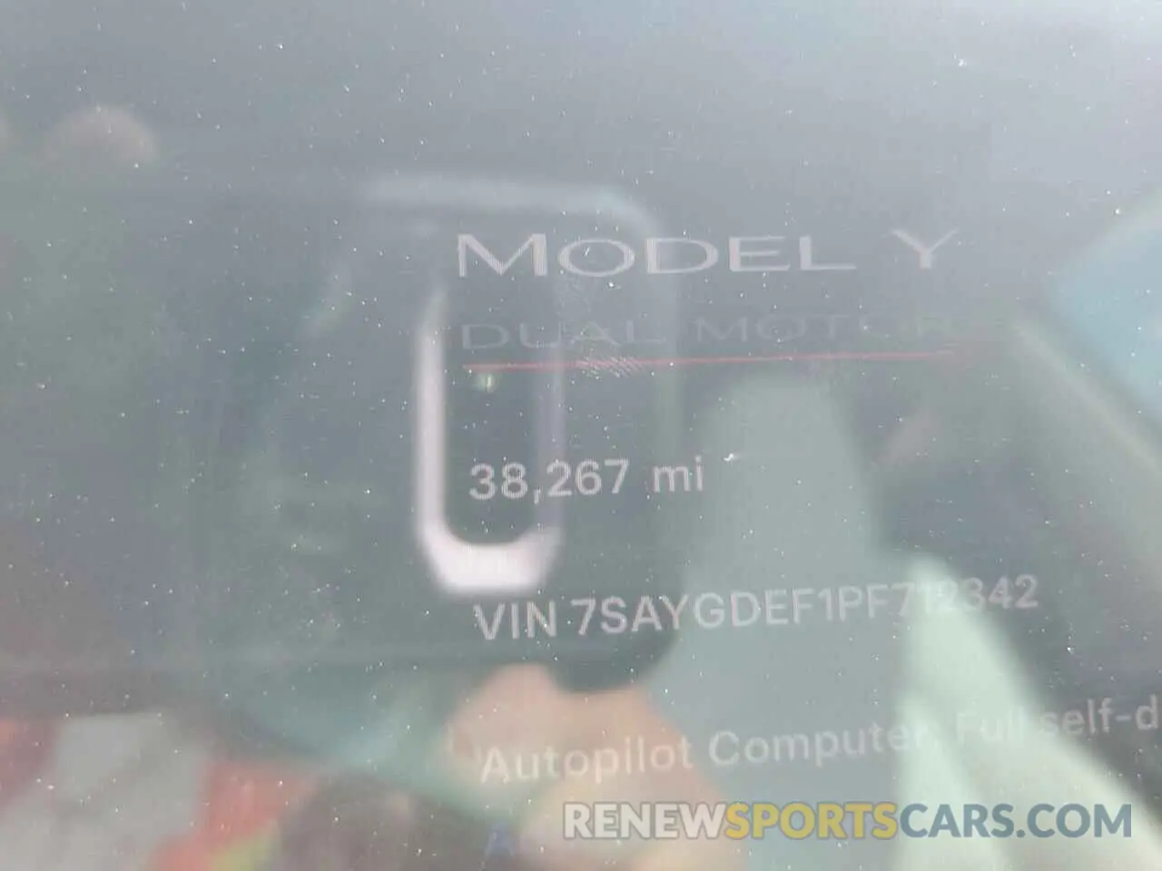 9 Photograph of a damaged car 7SAYGDEF1PF712342 TESLA MODEL Y 2023